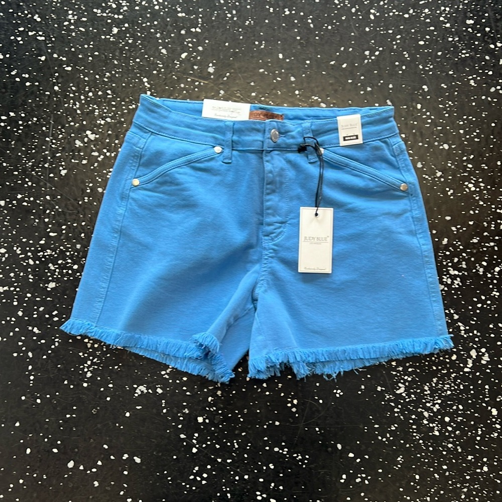 New Judy Blue shorts💙